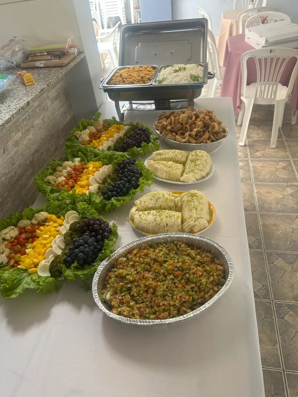 Churrasqueiro com guarnições - Foto 3
