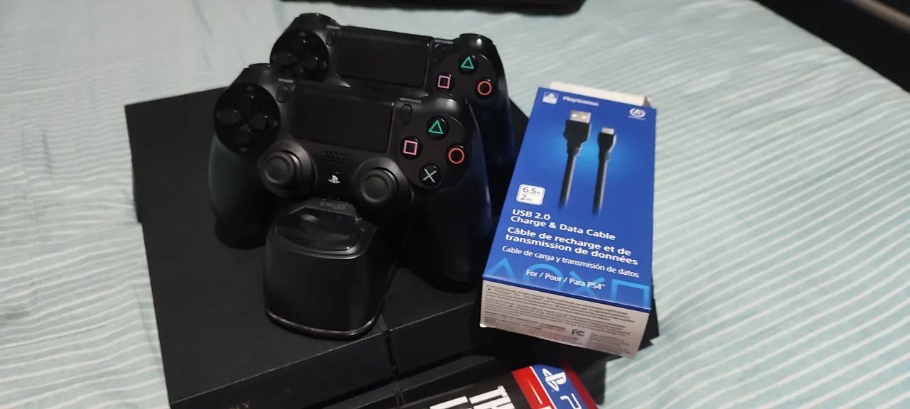 Ps4 FAT 500gb + 2 Controles originais com carregador, e 3 jogos  - Foto 4
