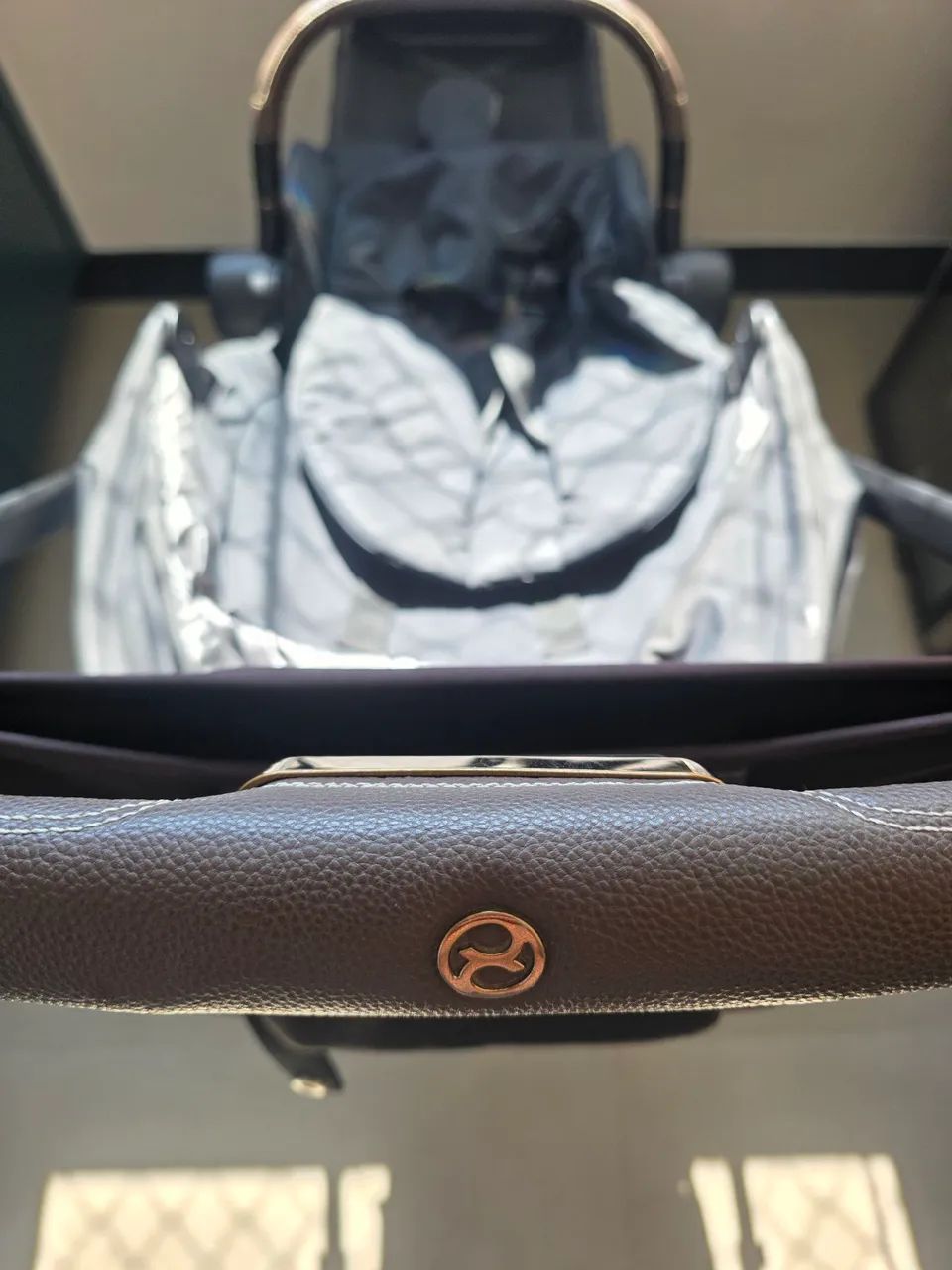 Carrinho de bebê de luxo Cybex Priam 4 - Foto 4