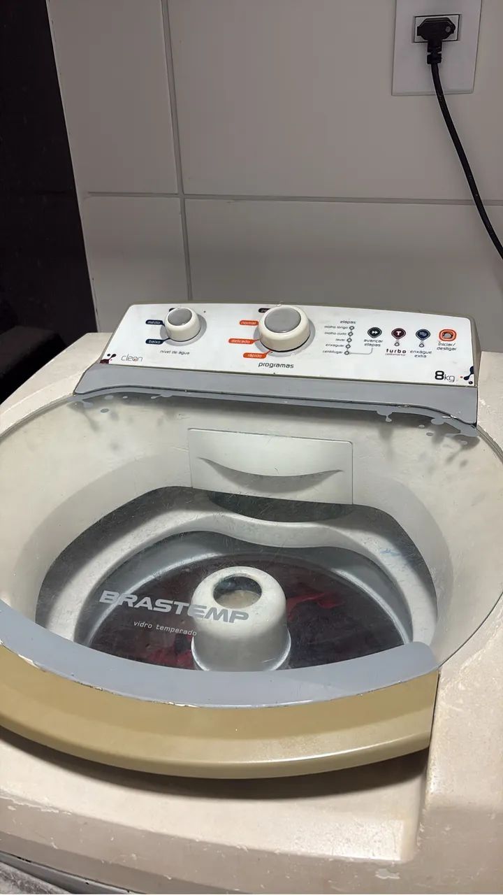 Vendo máquina de lavar 8kg 