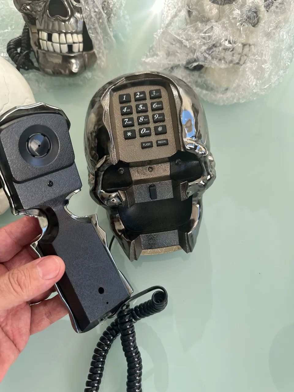 Telefone em formato de caveira Retrô nunca usado 50,00 cada um   - Foto 5