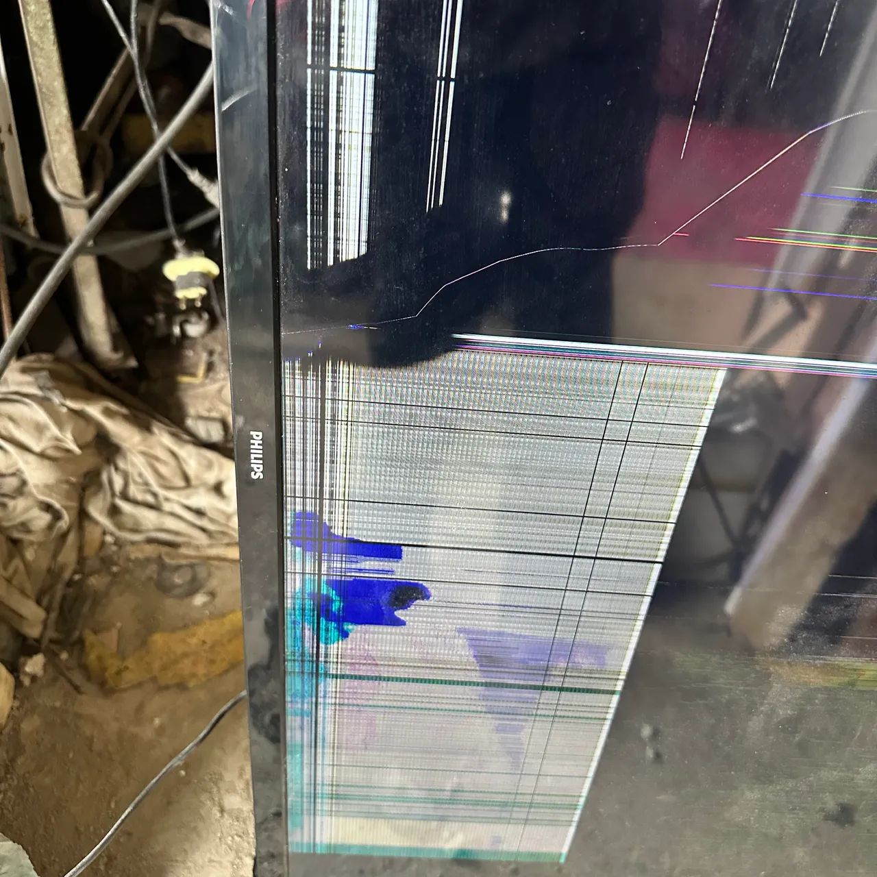 Tv Philips modelo 50PUG7625/78 tela quebrada para peças na tenho controle  - Foto 6