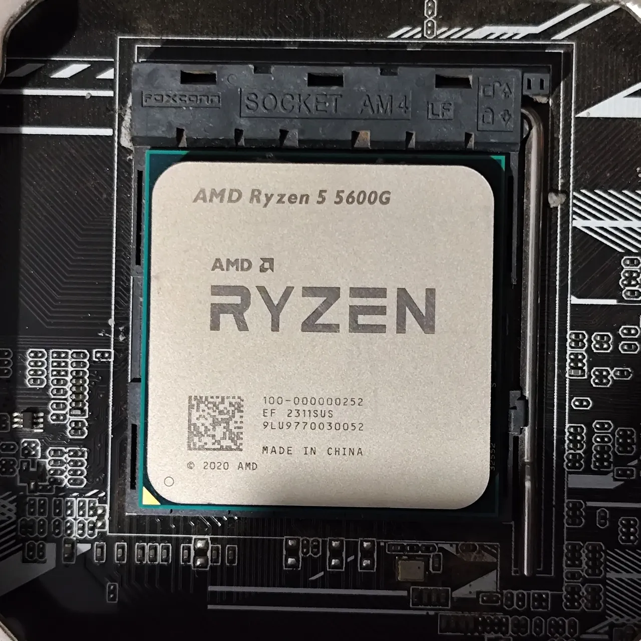 AMD Ryzen 7 3700X (8 Cores / 16 Threads) - Na Caixa Original