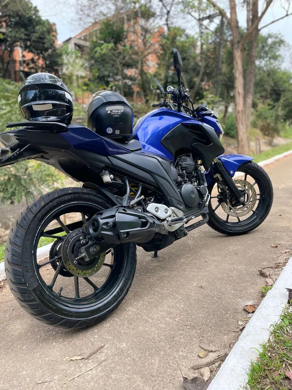 Fazer 250 com manual e chave reserva  - Foto 4
