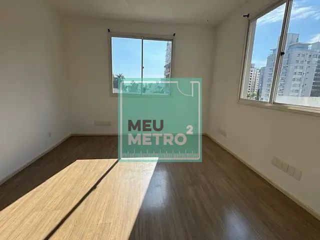 Sala à venda, no Centro, em Florianópolis.