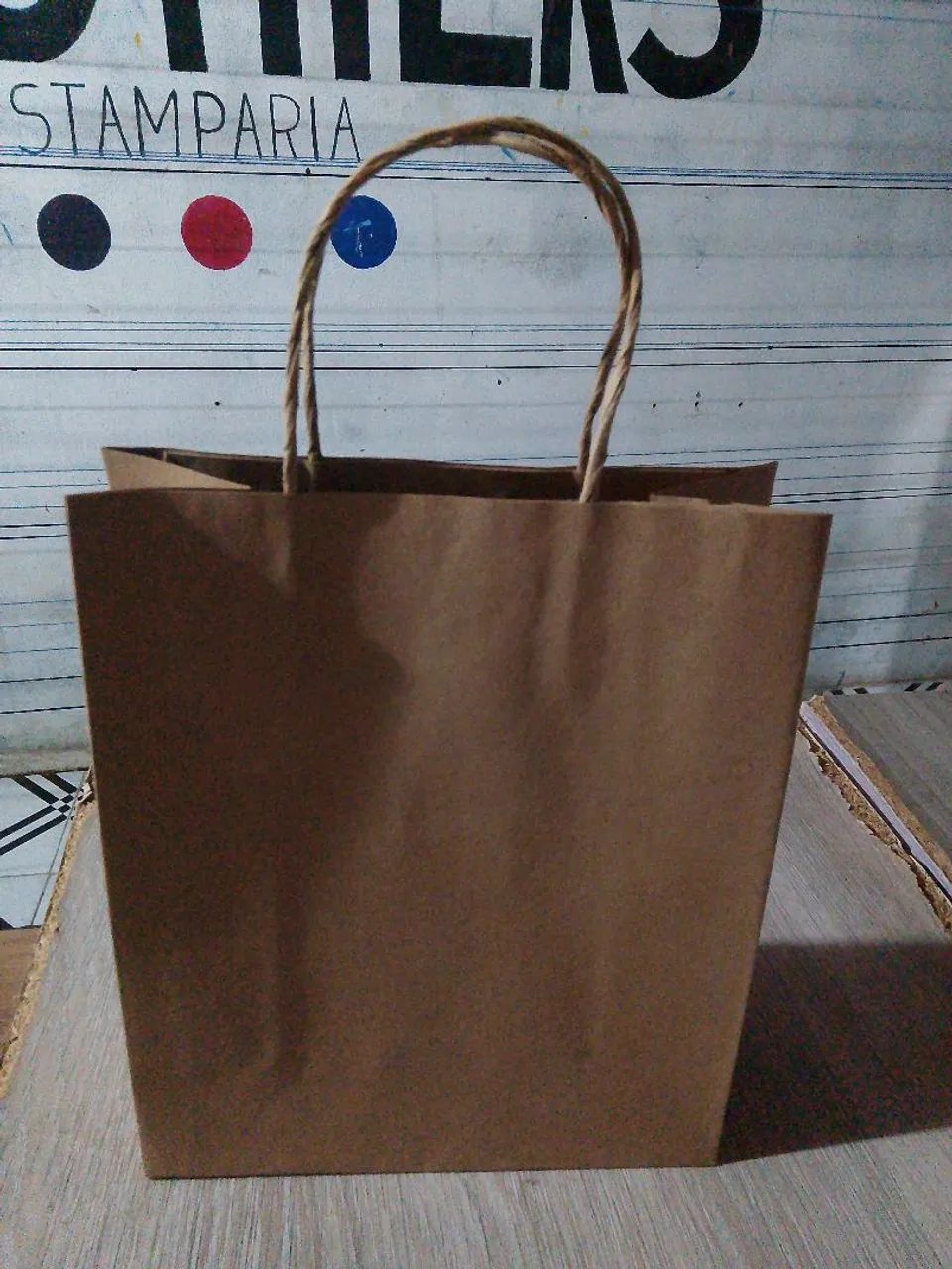 Sacolas de papel Kraft 