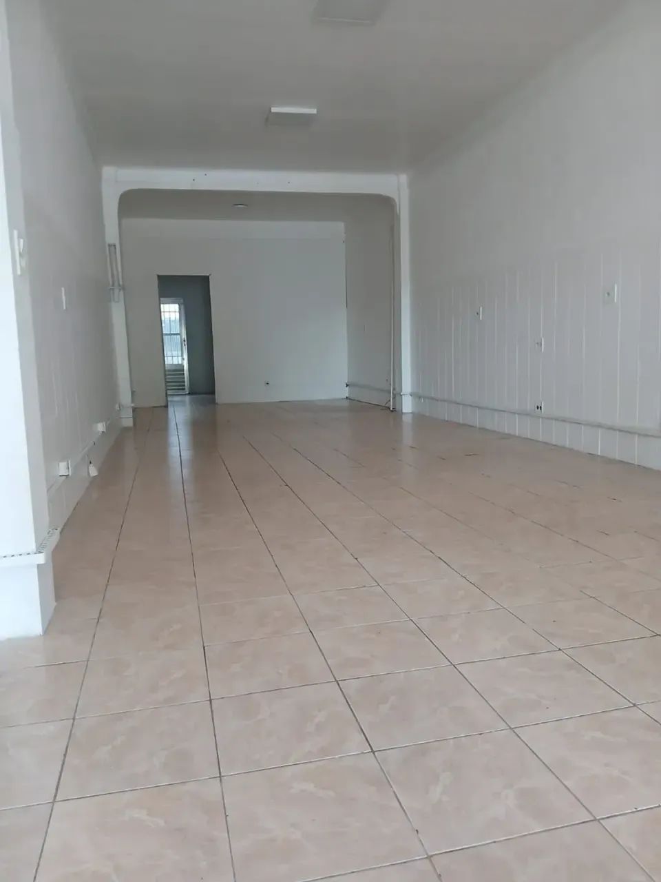 ALUGA-SE PONTO COMERCIAL/ no BOULEVARD - Foto 6