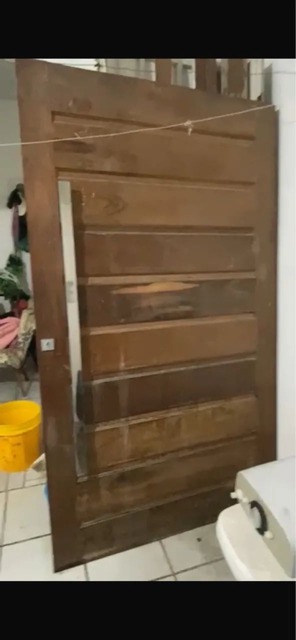 Selling this pivot door