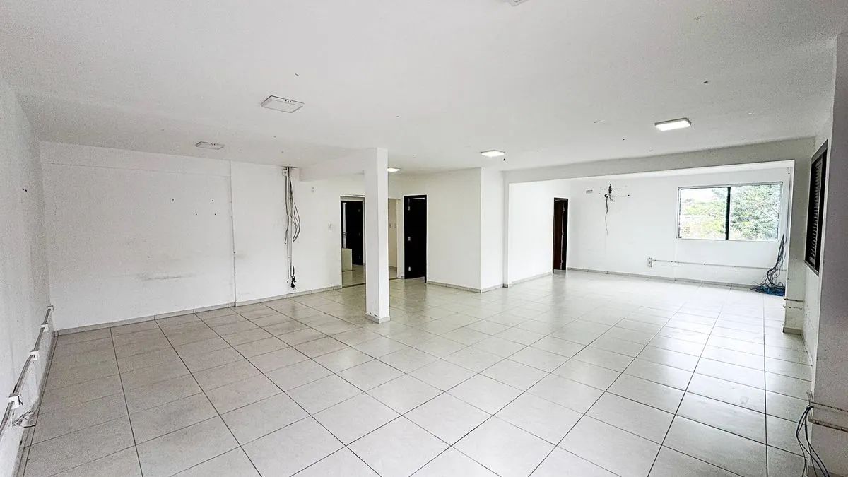 Loja / Salão / Comercial 640m² - Góes Calmon - Foto 2