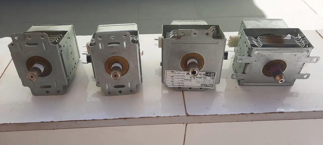 MAGNETRONS USADOS DE MICRO-ONDAS 
