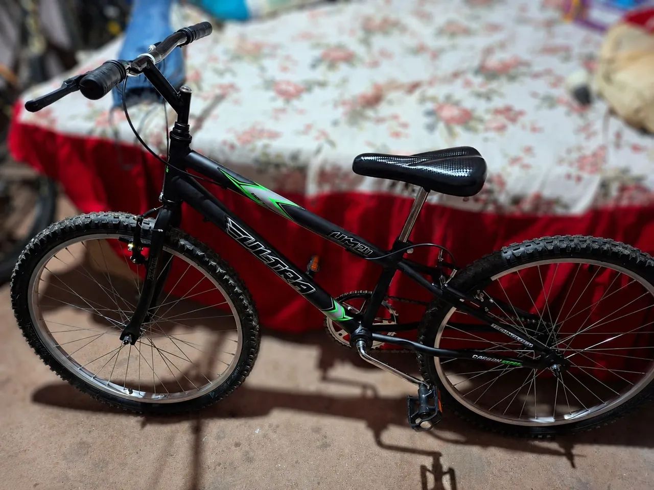 Vendo Bicicleta Nova