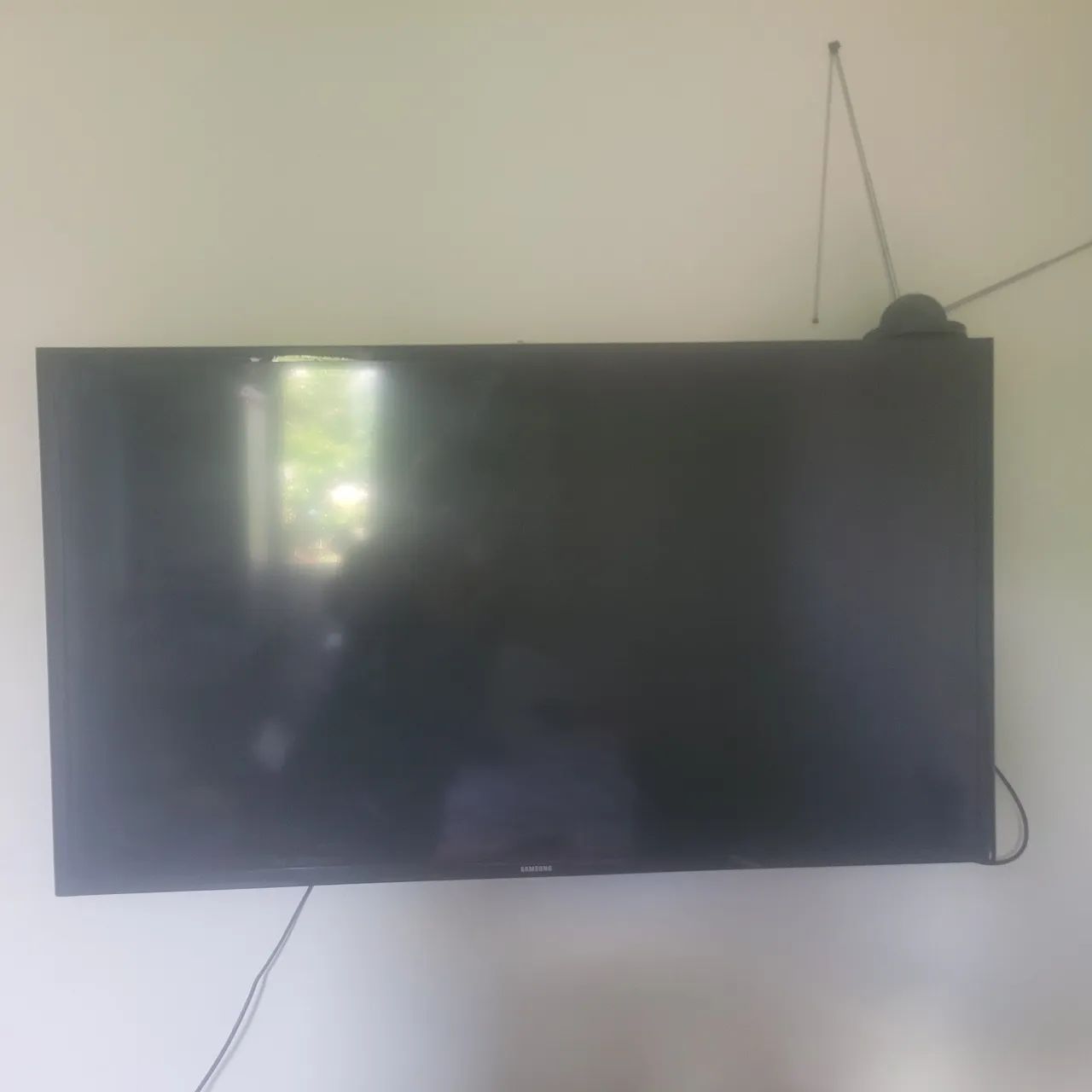 Tv Sansung 42 polegadas funcionando áudio, acendendo a luz, mas a imagem não, vou vender.