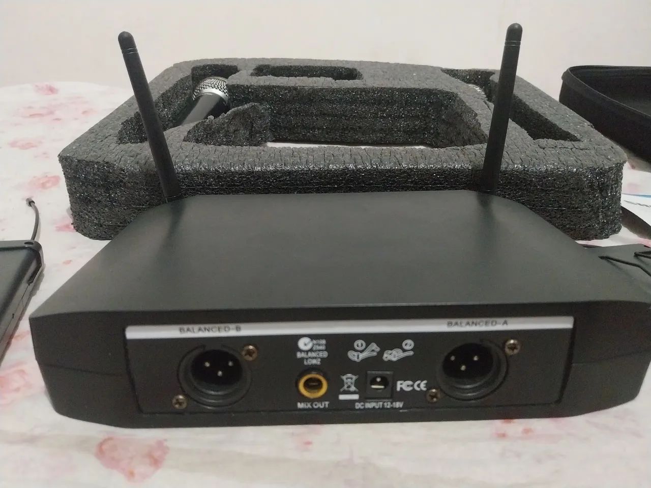 Microfone sem fio shure - Foto 2