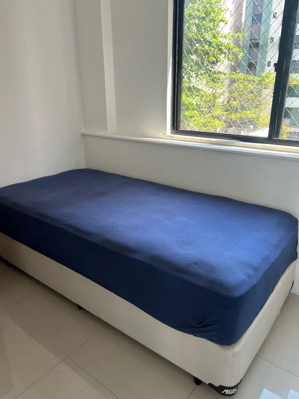 Cama box com colchao 