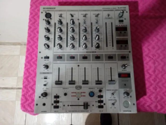 Behringer DJX 700  - Foto 2