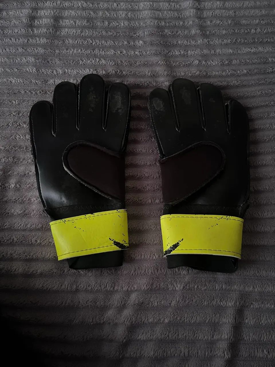 Luva de goleiro  - Foto 2