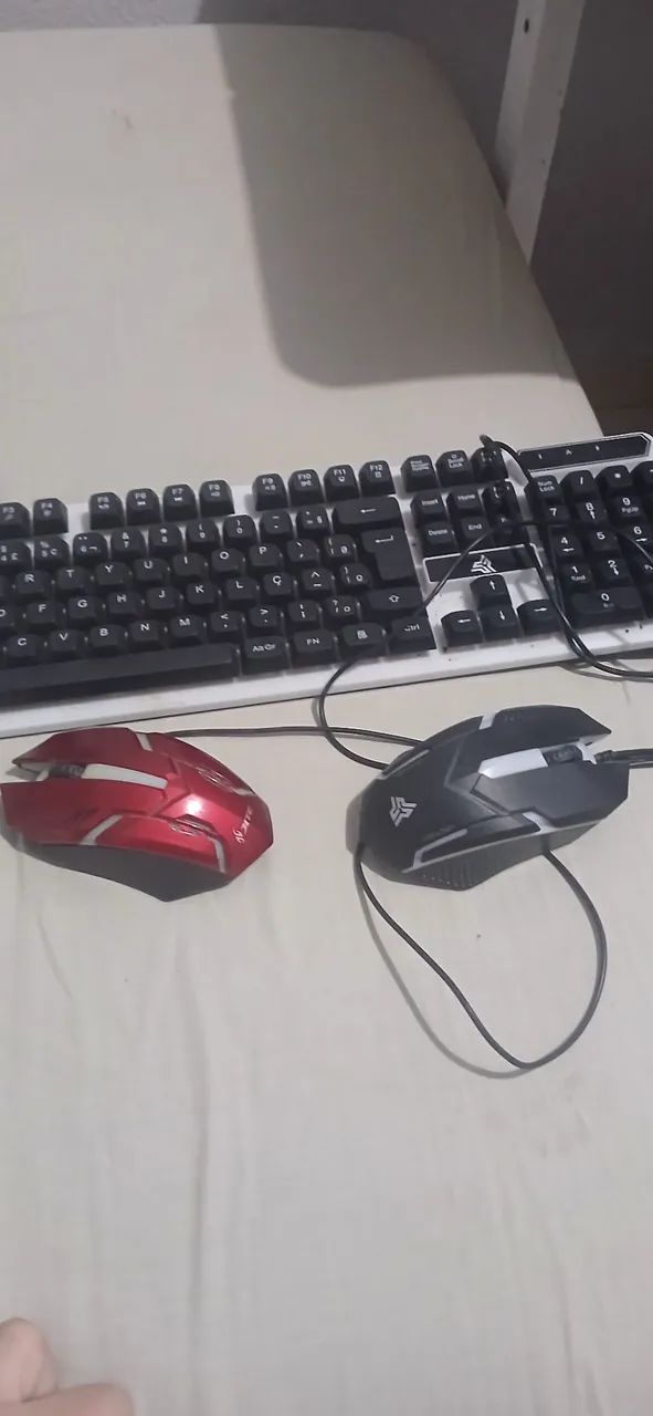 Teclado e mouse pra computador 