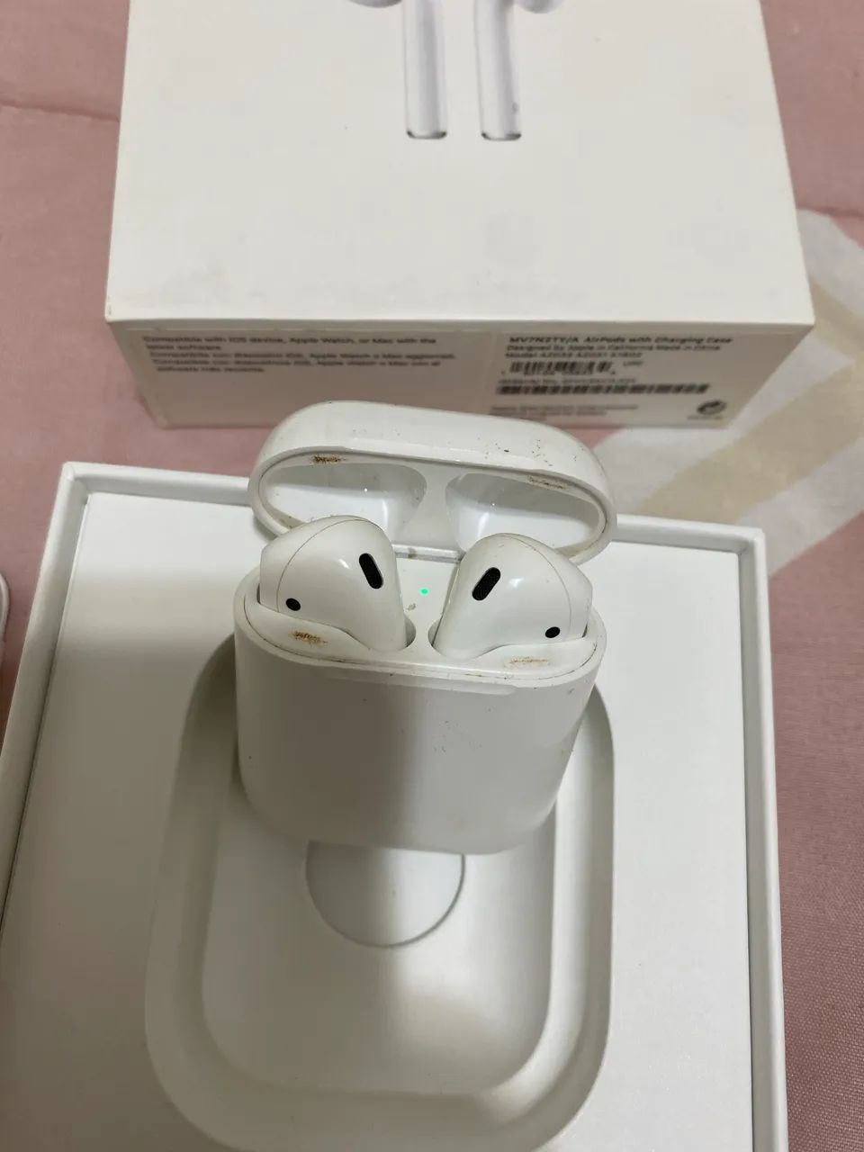 AirPods com Charging Case - Foto 2