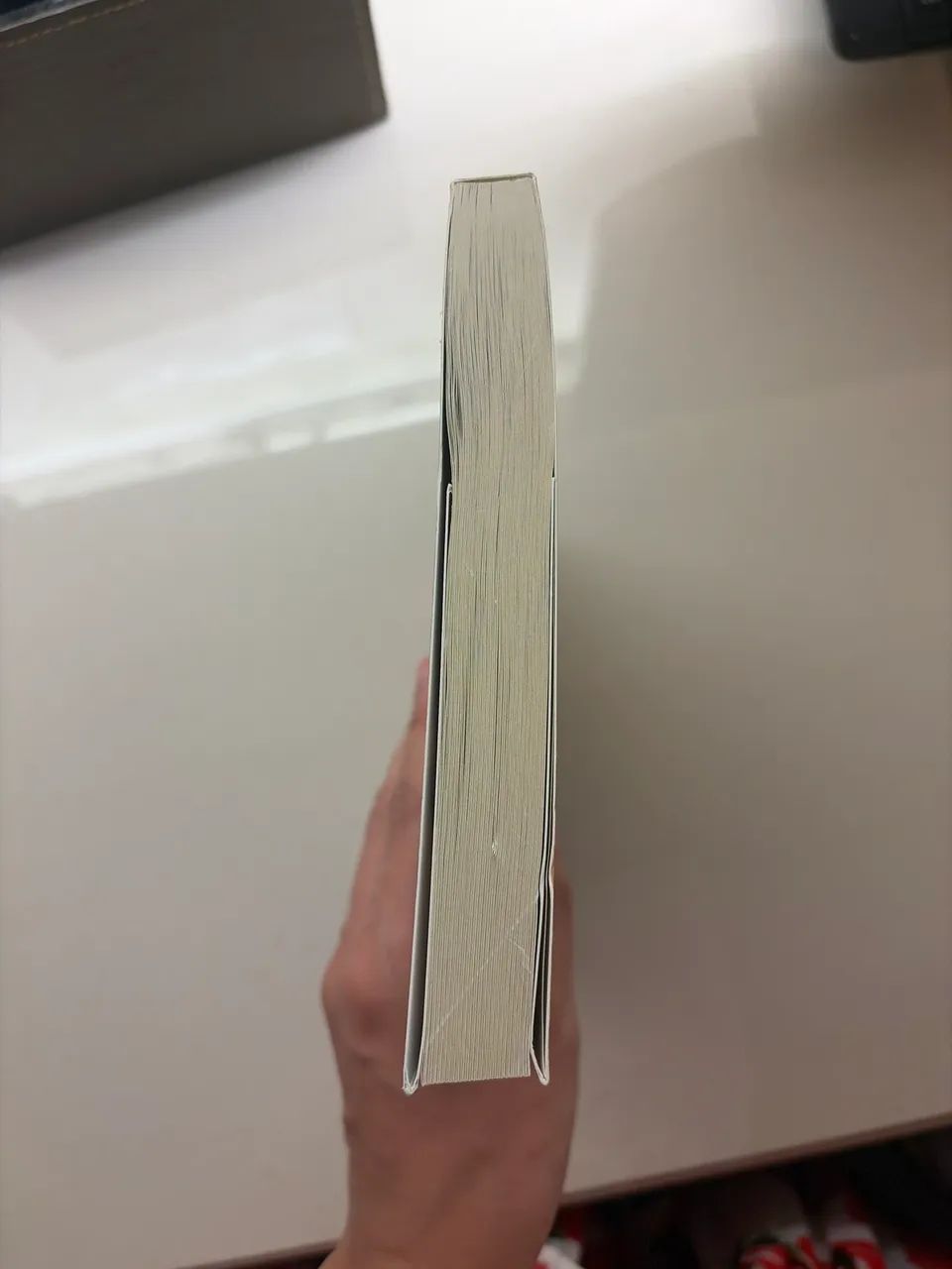 Livro Violeta de Isabel Allende - Foto 4