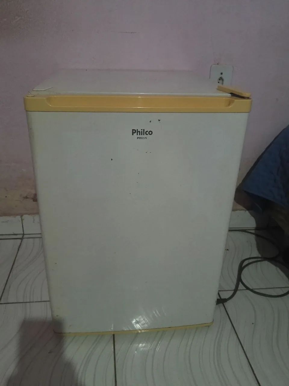 Frigobar philco