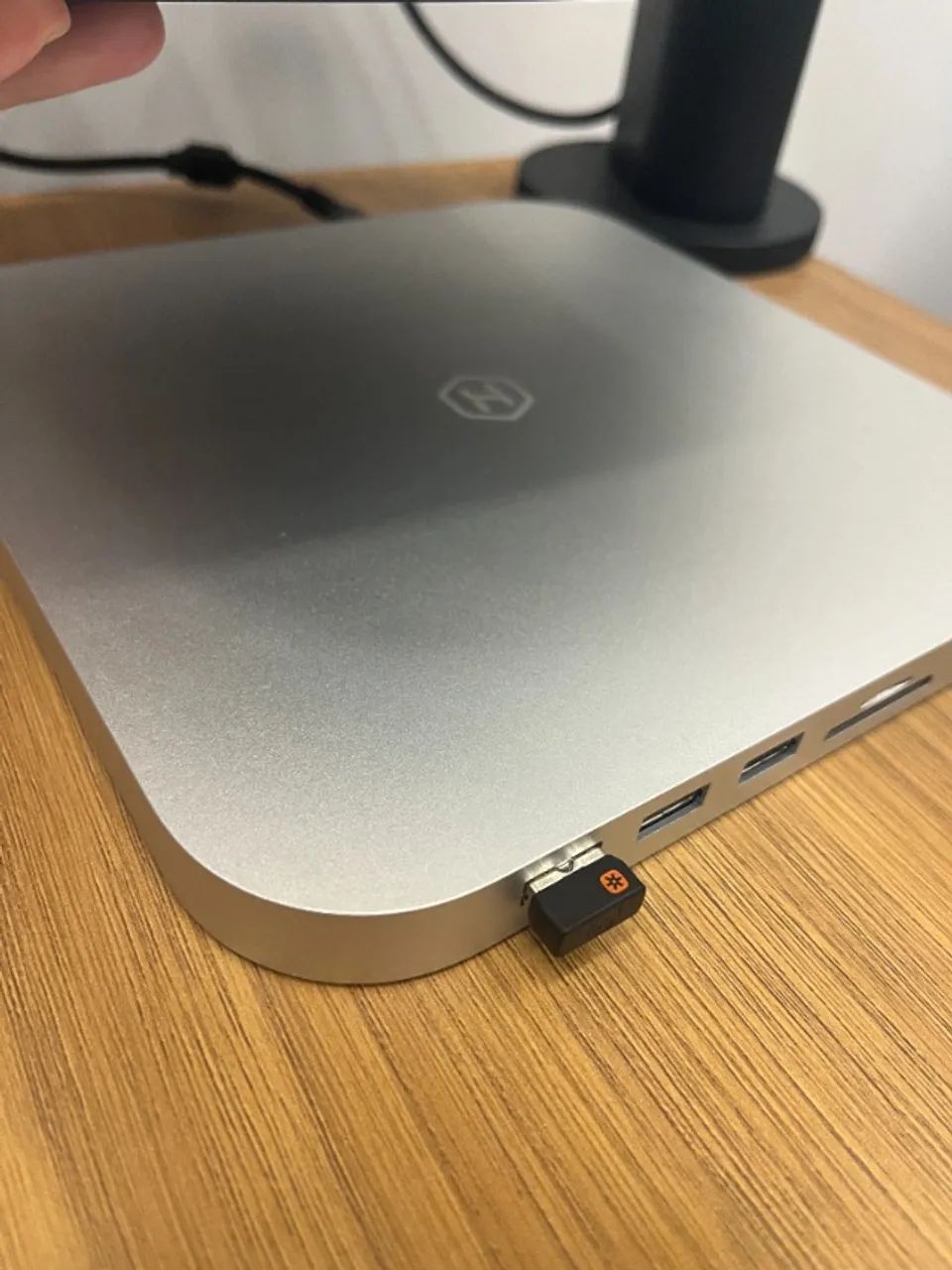 Mac Mini 2024 M2 8GB / 256GB + Dock Station Hagibis - Foto 5