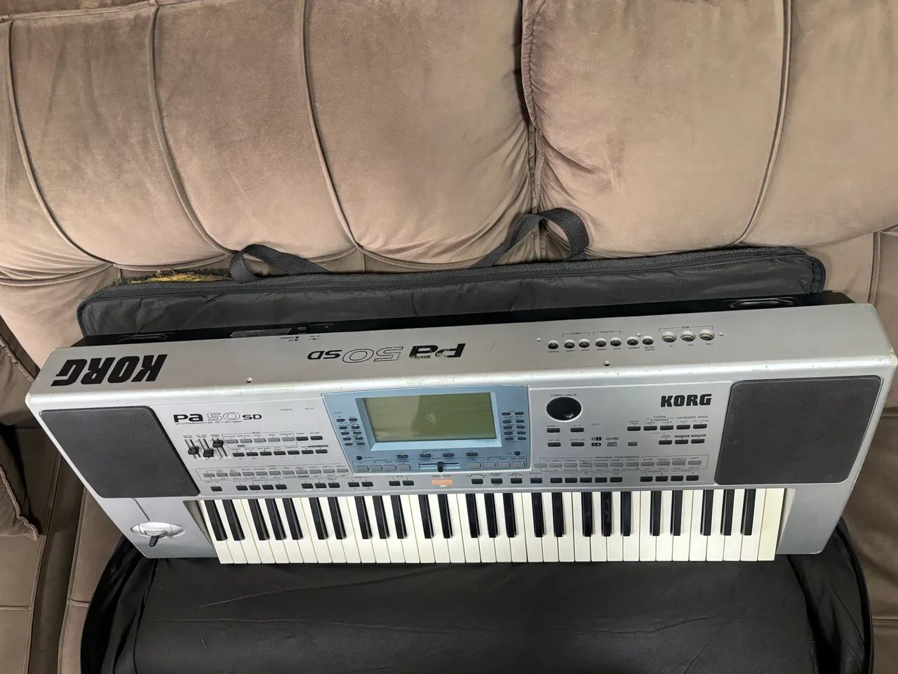 Teclado korg pa50  - Foto 5