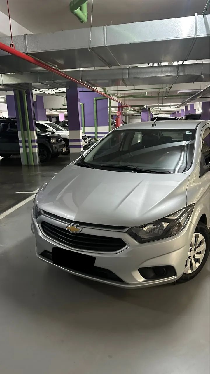 Chevrolet Onix Hatch LT 1.0 8V Flex Mec. 4P 2017 - Foto 2