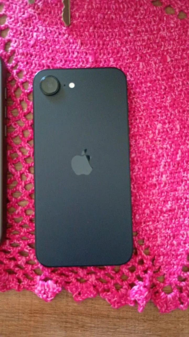 iPhone 16e - Foto 2
