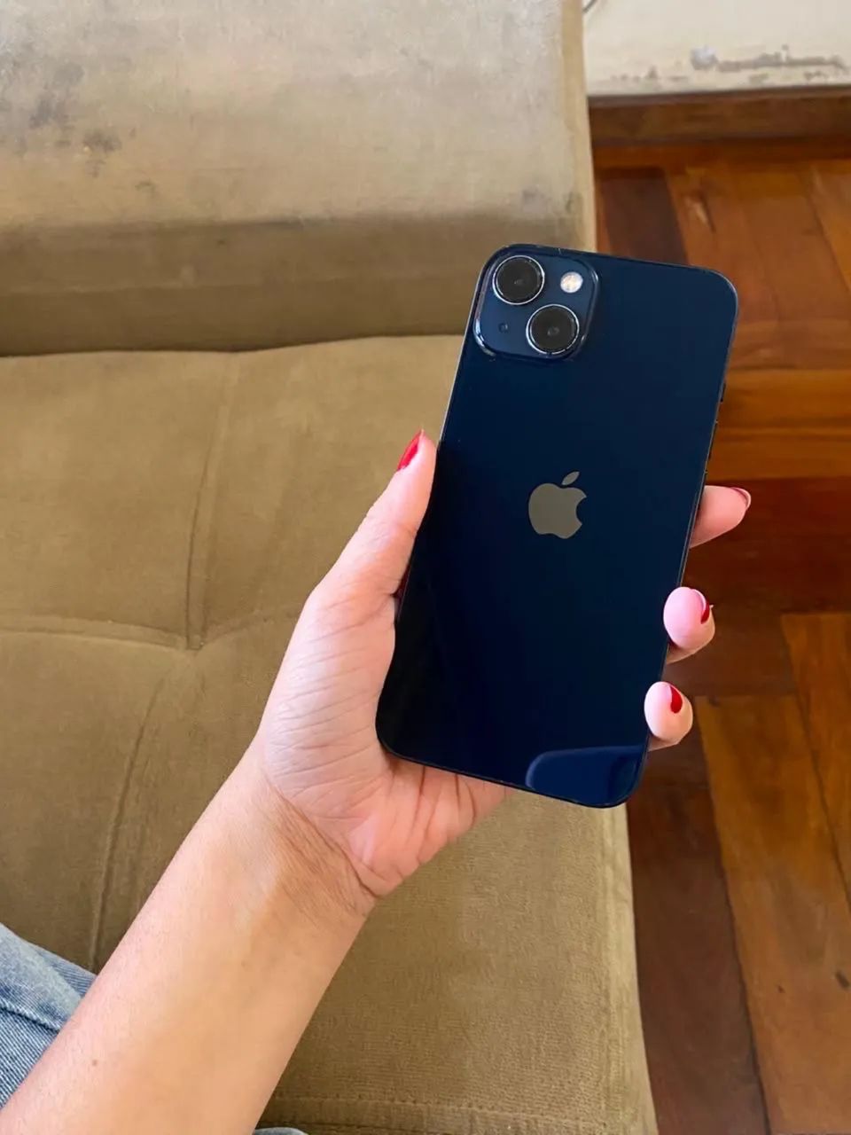 iPhone 13 midnight