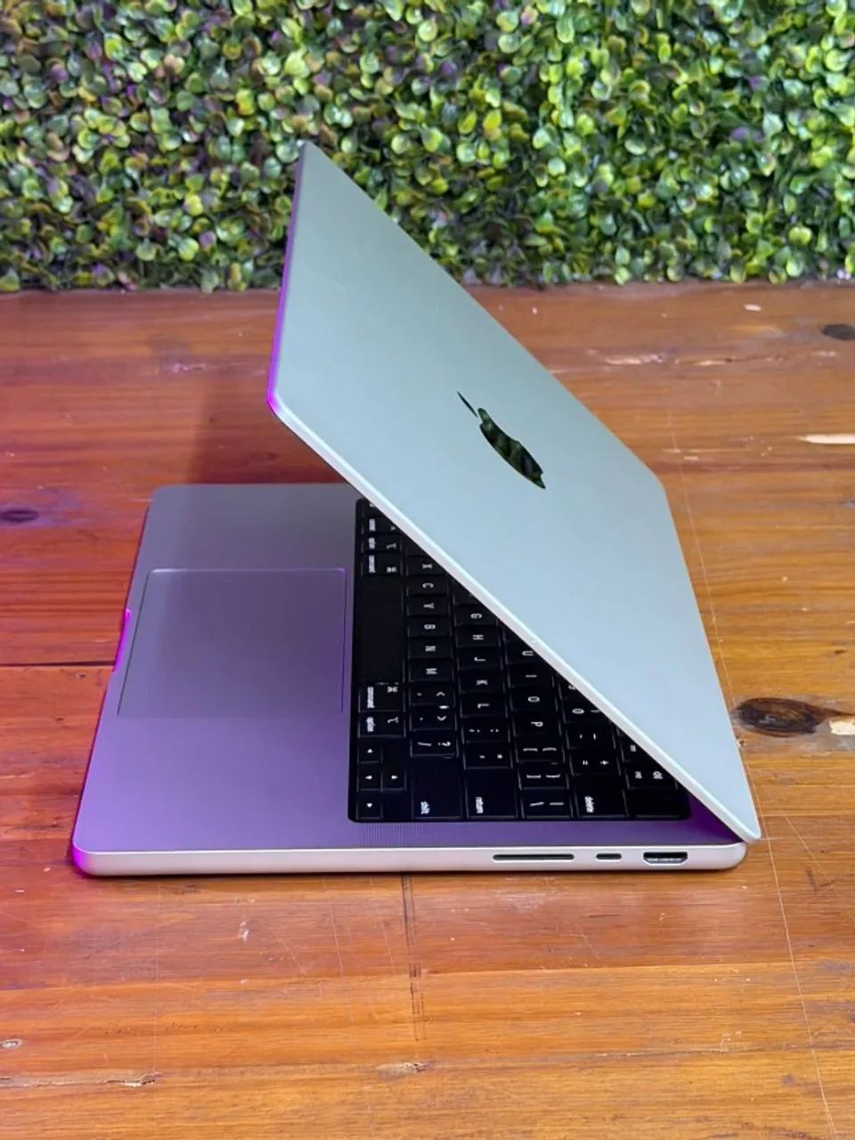 TonyJpMacBook Pro M3 14インチ 18GB 1TB Macbook pro 14 polegadas chip m3 pro 18gb / 1tb LOJA FÍSICA