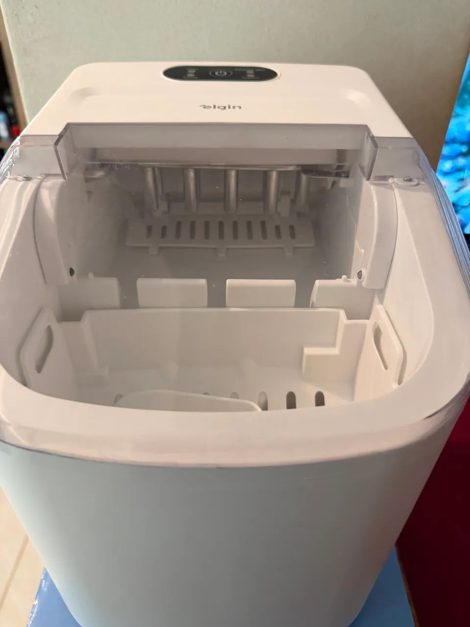 Máquina De Gelo Elgin Easy Ice 12kg - Foto 4