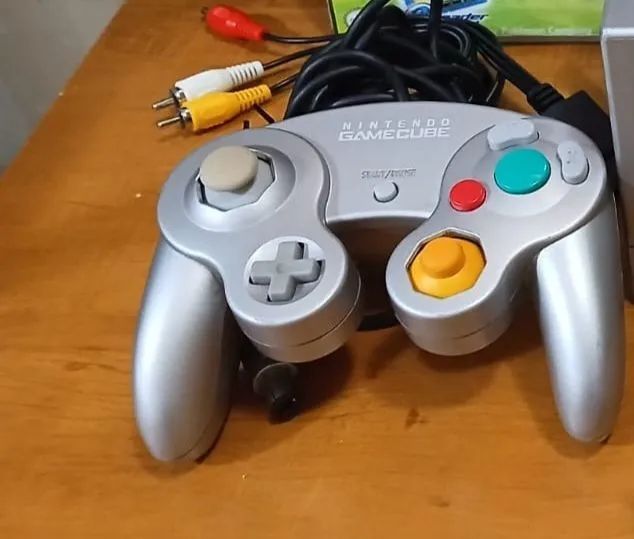 Gamecube Completo - Itens Originais - Foto 3