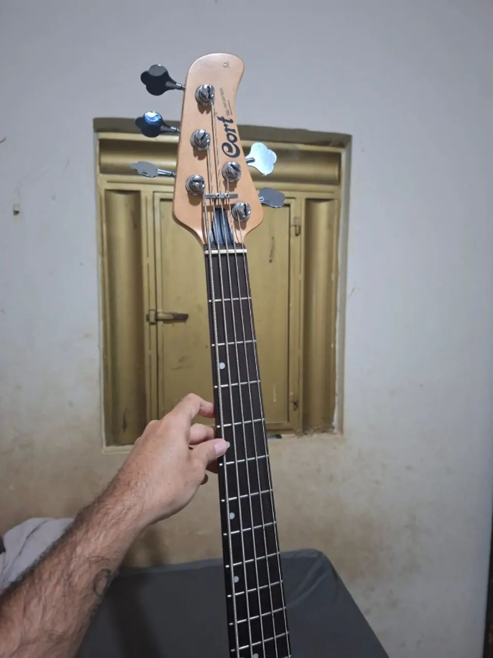 Contra baixo cort GB375