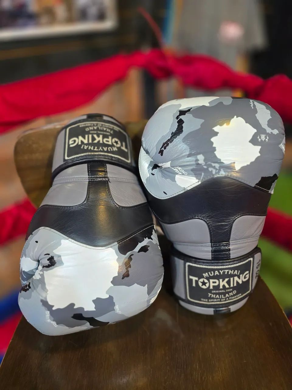 LUVA TOP KING MUAY THAI/BOXE 16OZ - Foto 4