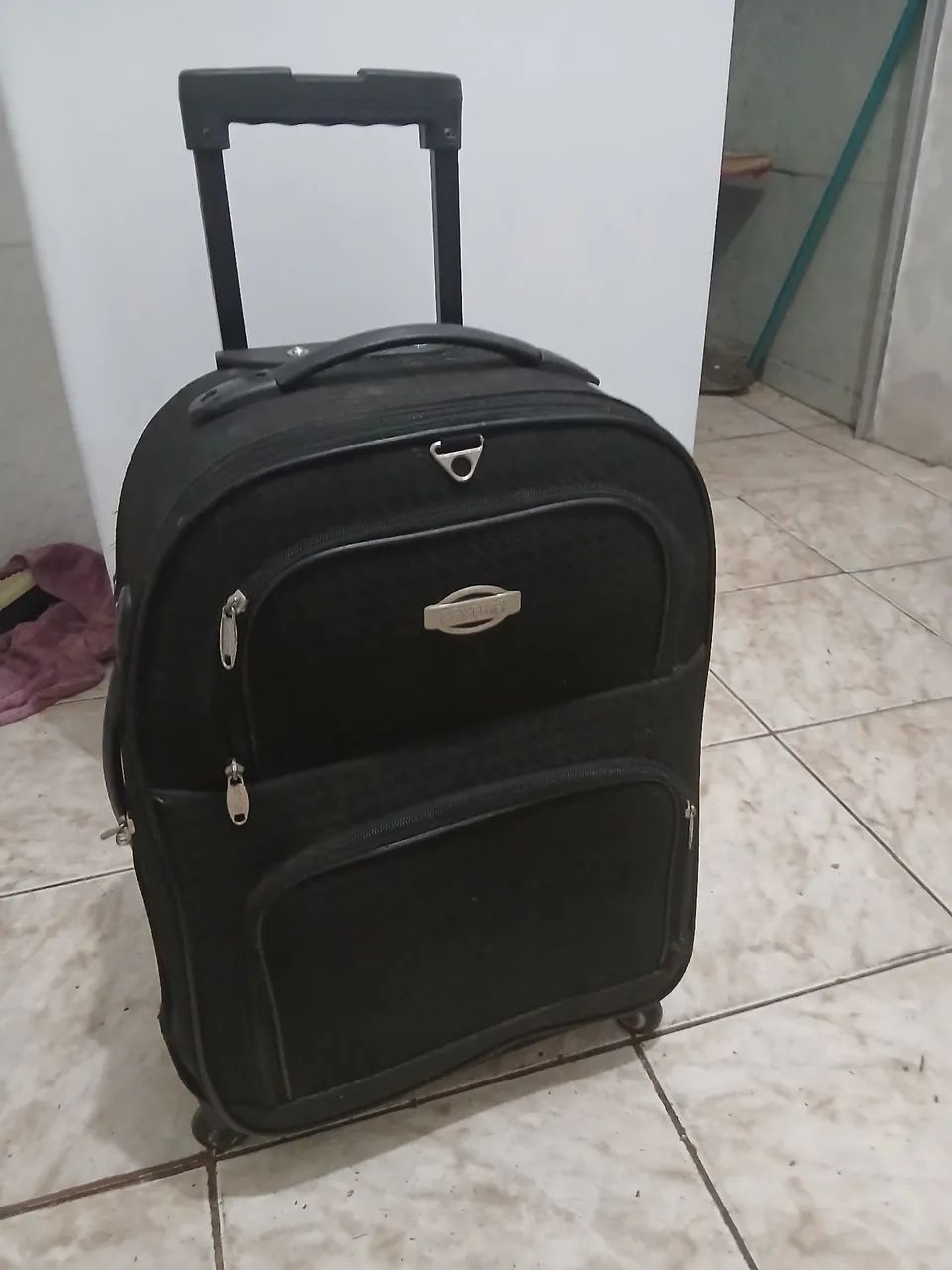 Mala de 10 kilos a bordo - Foto 2