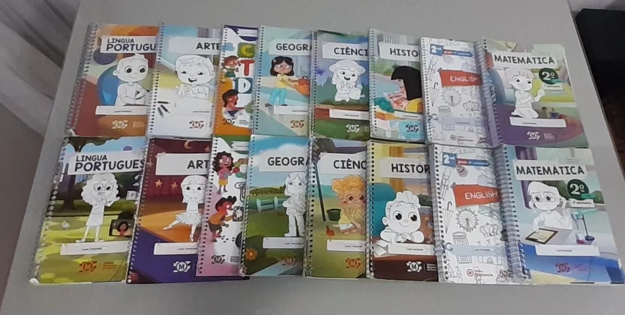Livros didáticos 2°ano Mackenzie 