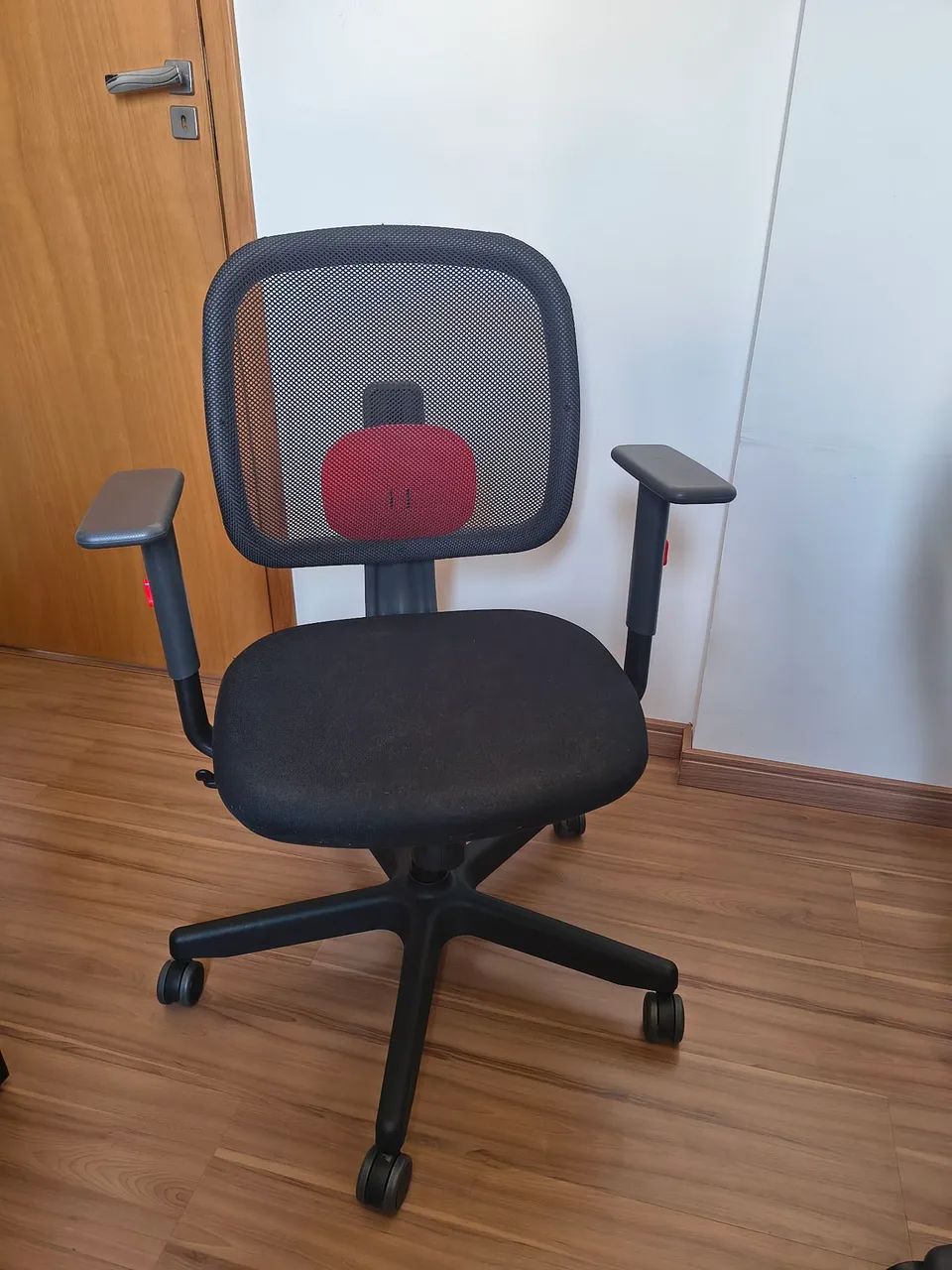 Cadeira de escritório Flexform Dot