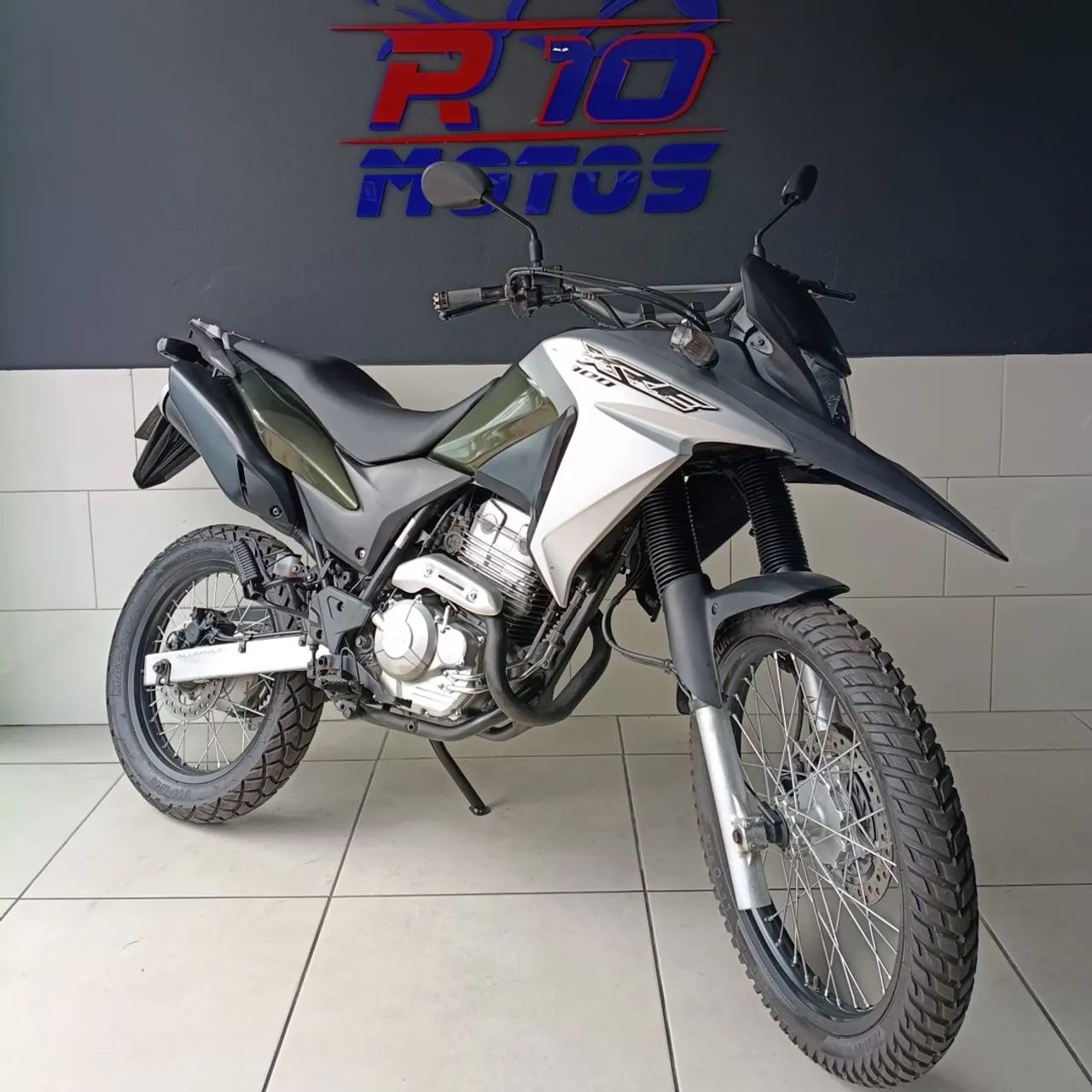 XRE 300 - Foto 2