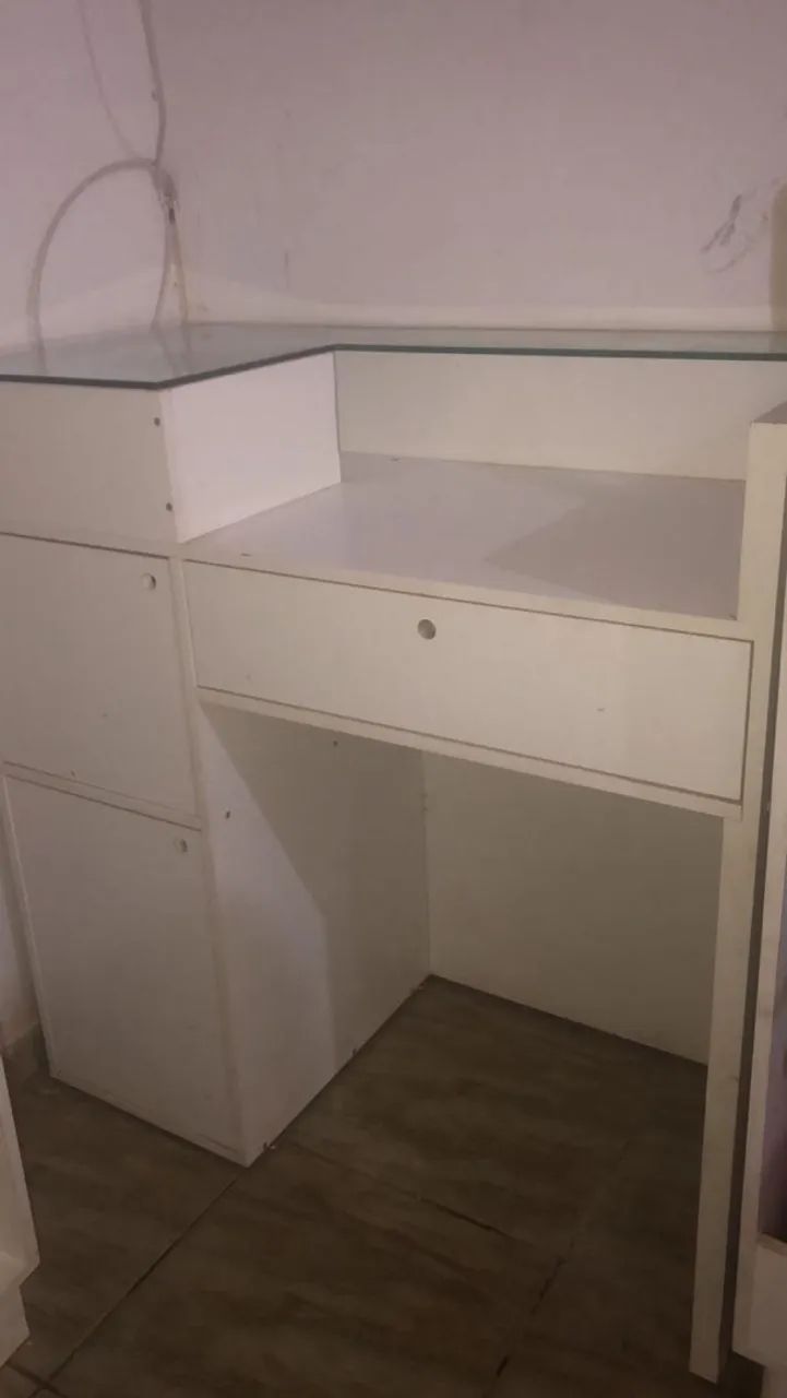 Vendo moveis para loja com muitas roupas infantil  - Foto 2