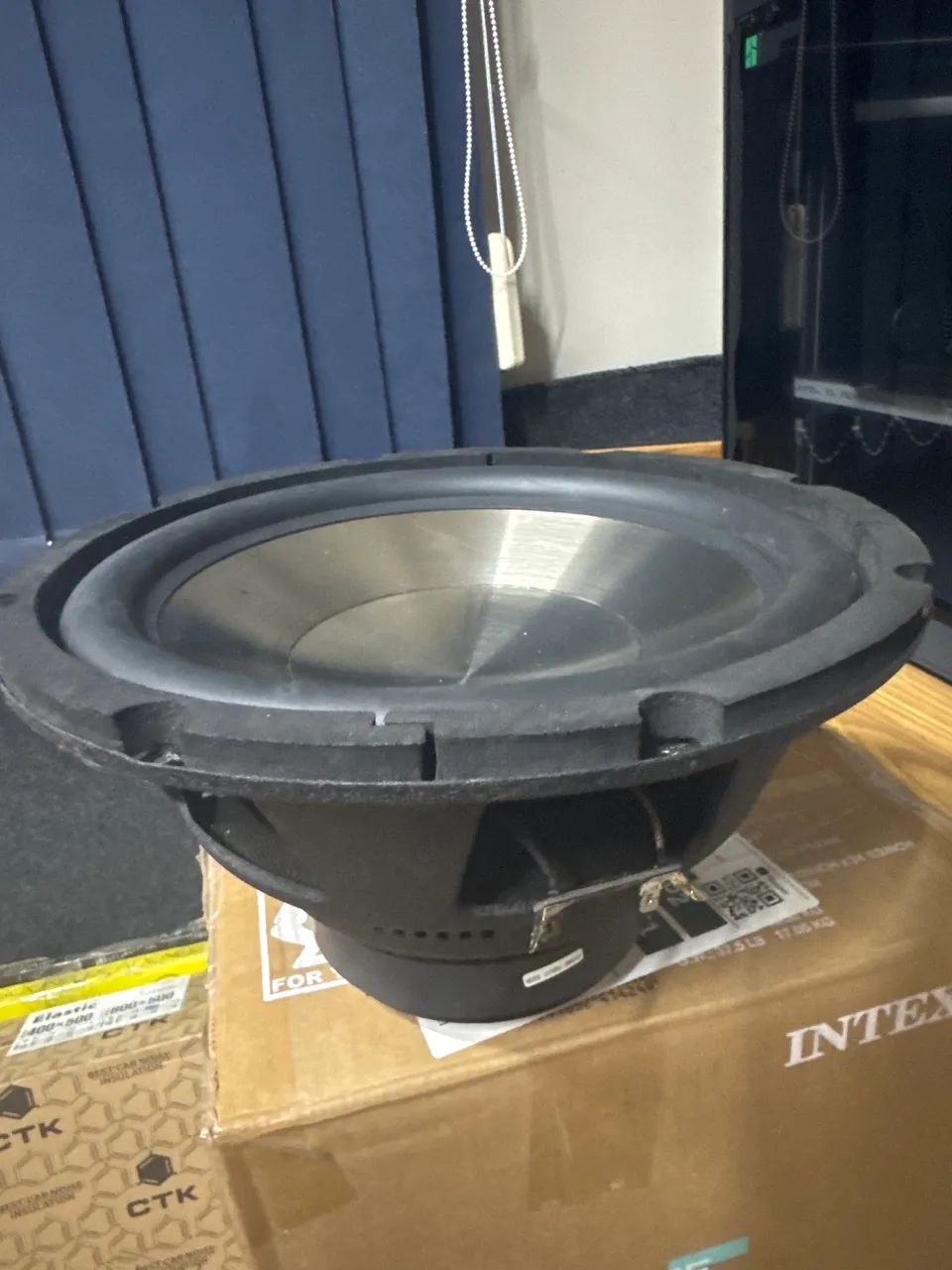 Subwoofer Clarion WG2520 300W  - Foto 4