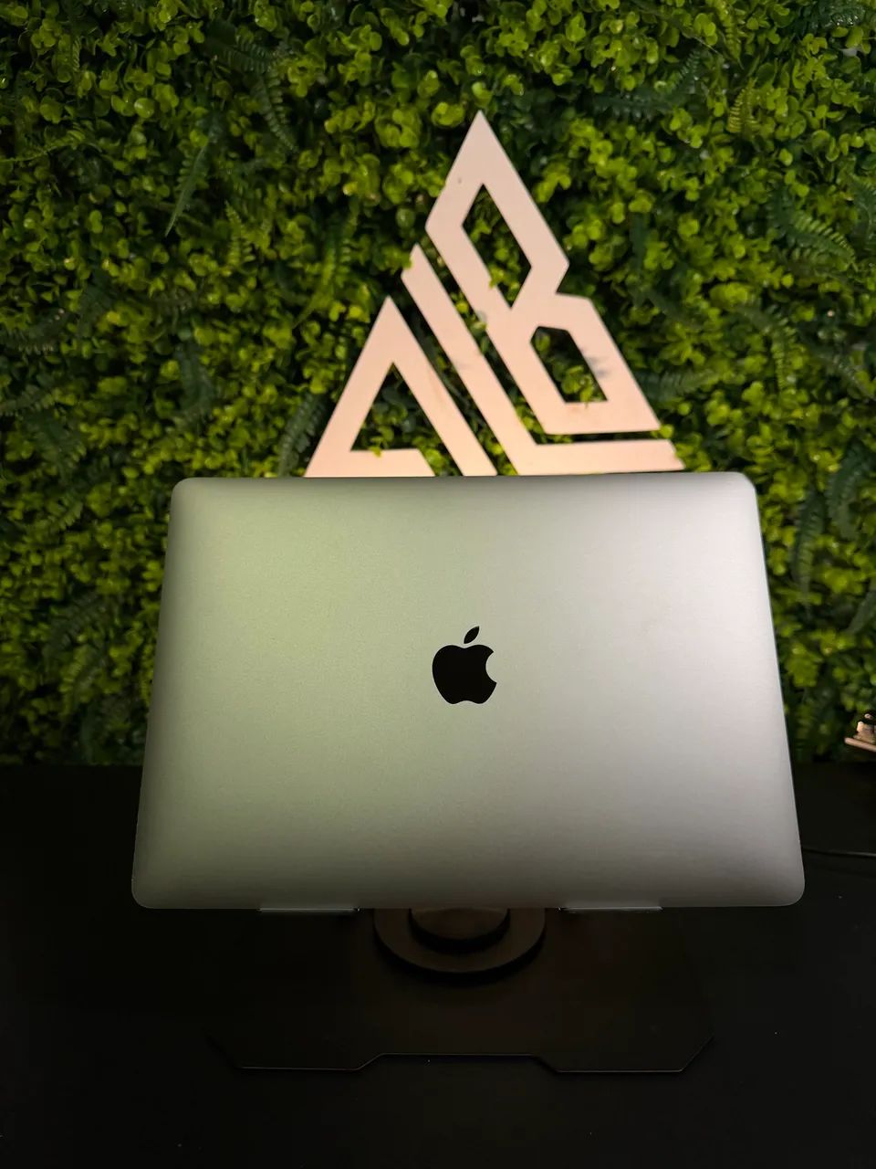 MACBOOK AIR A1932 16GB RAM 256 SSD COM CARREGADOR, LAUDO E ECOBAG | GARANTIA E NF - Foto 2