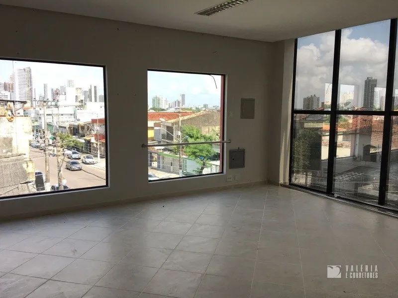 PRÉDIO COMERCIAL COM 3 PAVIMENTOS! - Foto 3