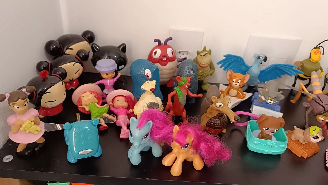 Coleção McLanche Feliz - 100 Brinquedos  - Foto 5