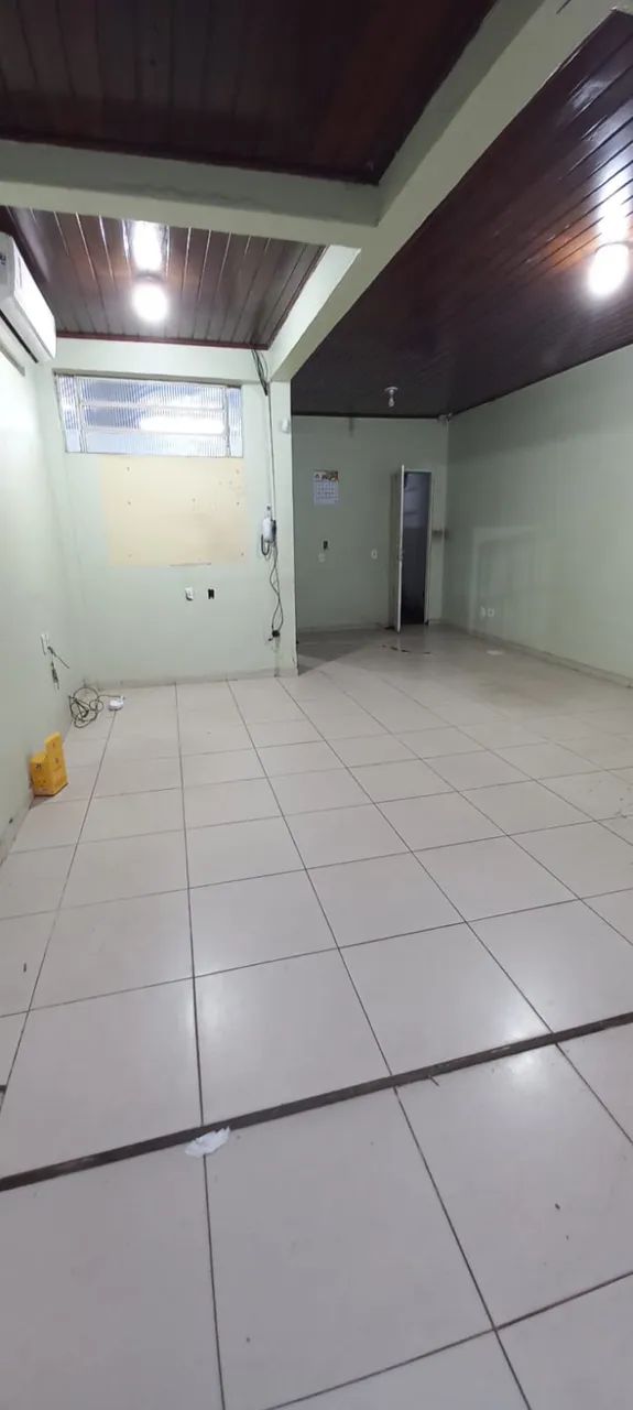 Galpão e Porto - Av. Bernardo Sayão 800 m²  - Foto 2