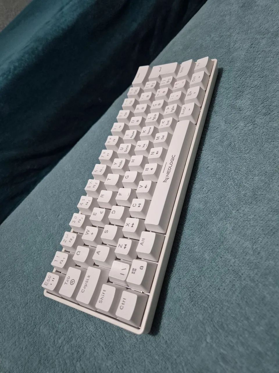 Teclado mecânico RGB 60% + Mouse Bluetooth.   - Foto 5