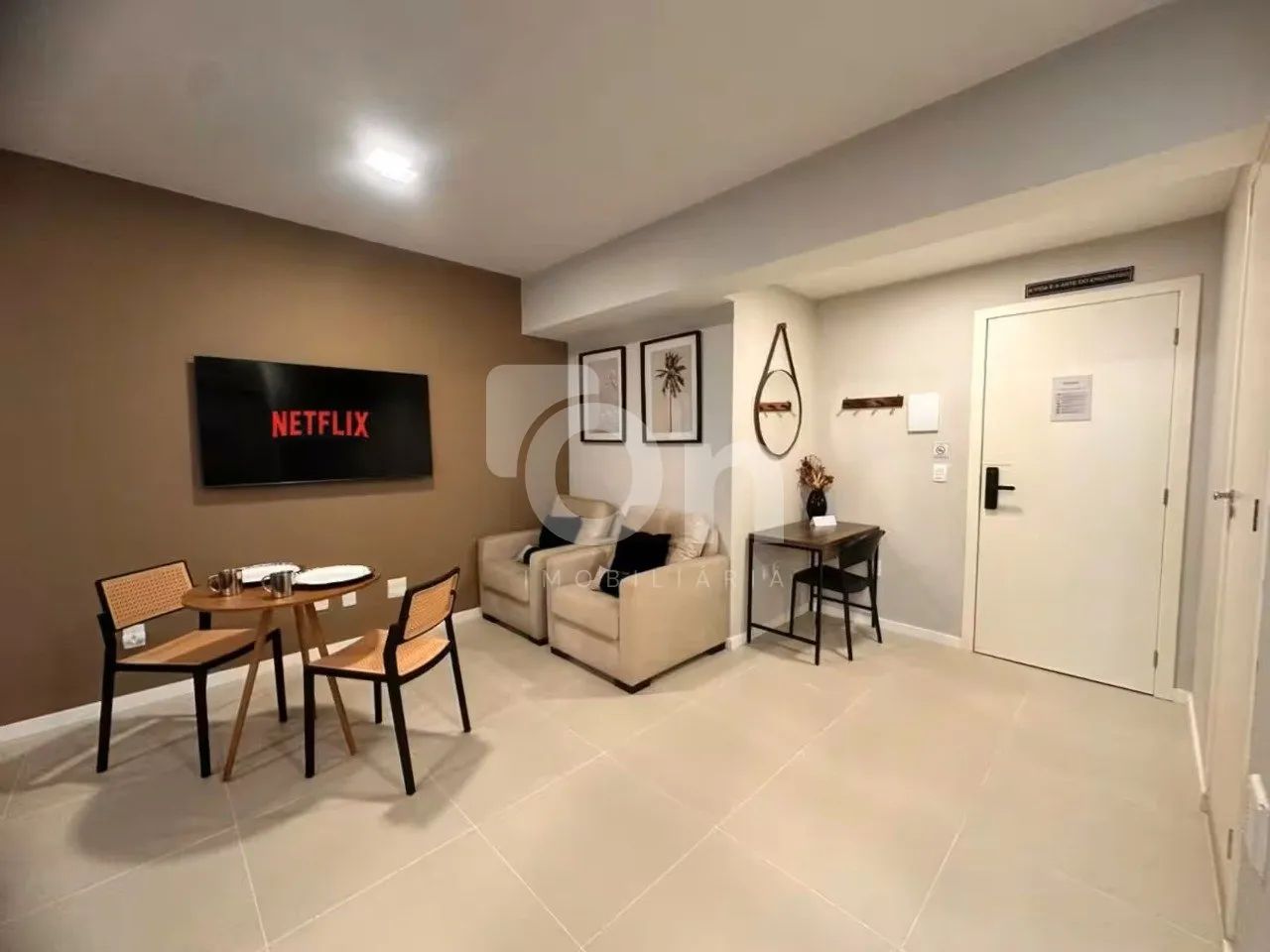Apartamento de 5 dormitórios no Centro