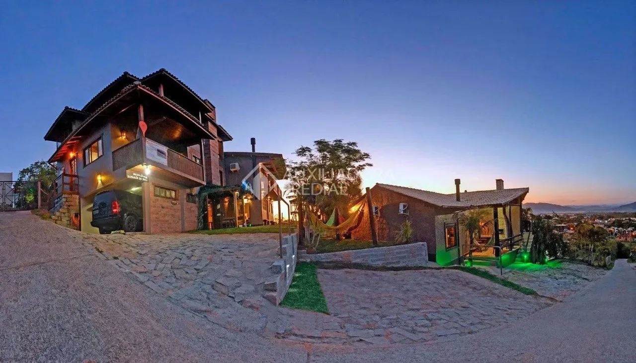 Pousada com visual incrível na Praia do Rosa Garopaba/SC