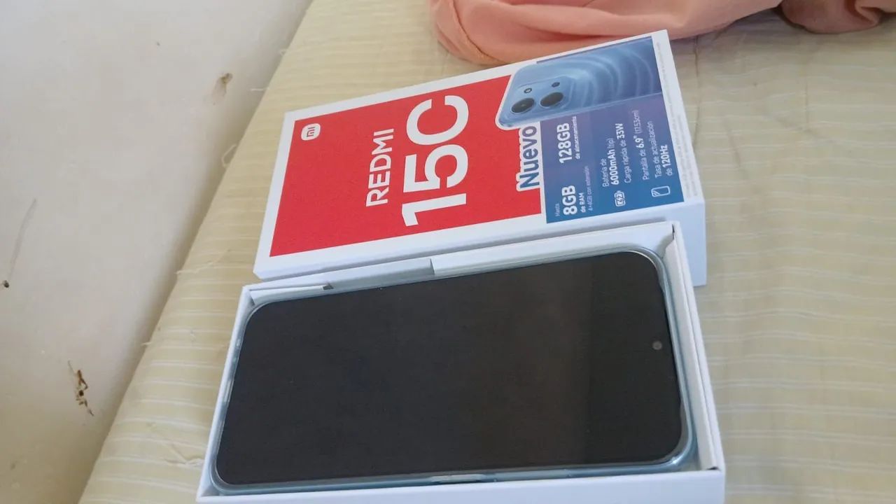 Celular 15c na caixa - Foto 2