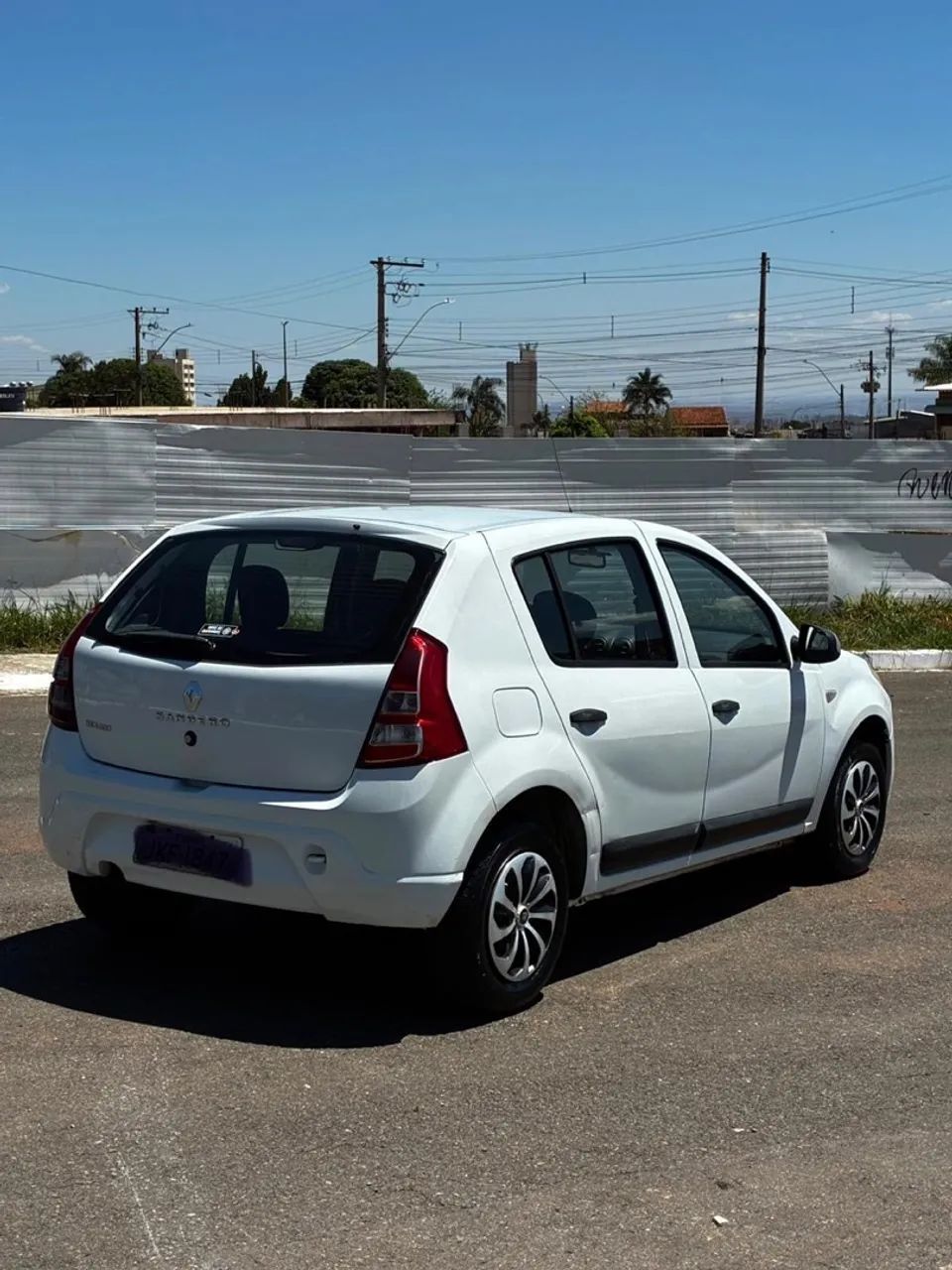 Renault Sandero EXPRESSION HI-FLEX 1.0 16V 5P 2013