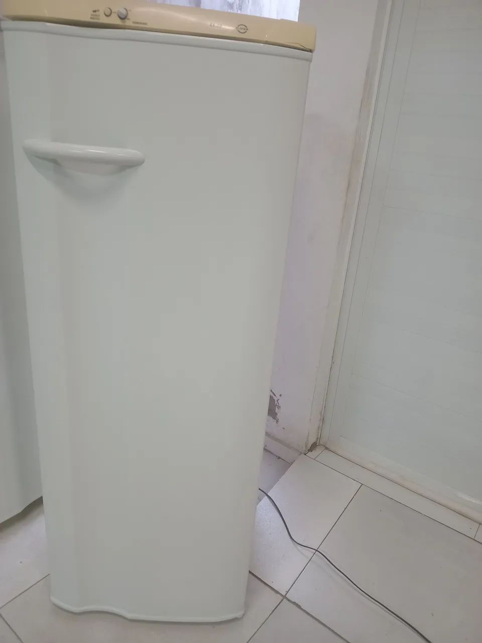 Vende-se geladeira 